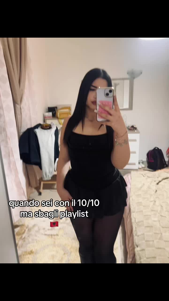 @isa🇦🇱