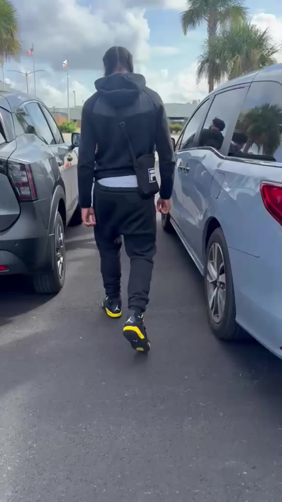 @z_bjj6