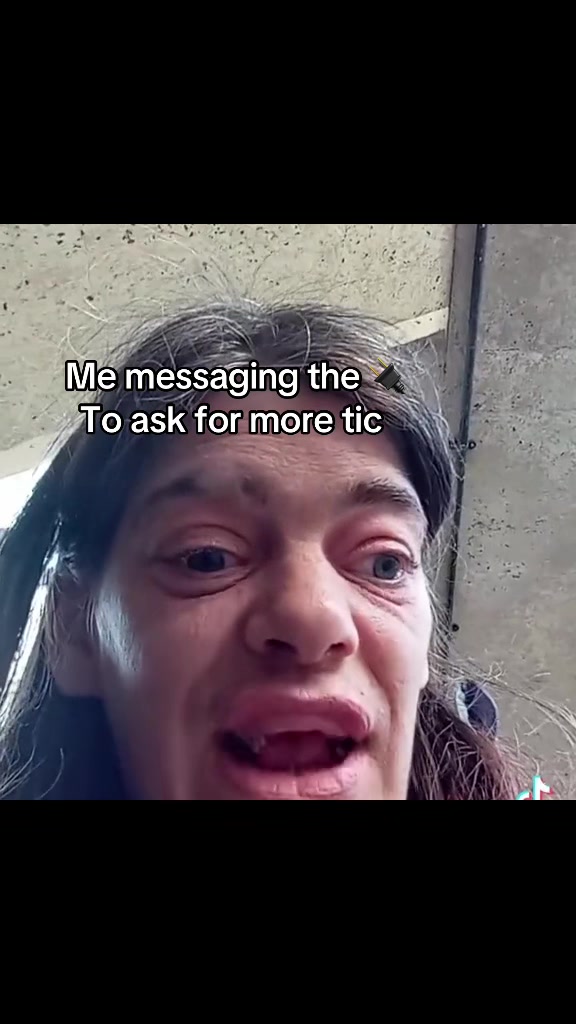 @just_a_girl_and_her_3.5