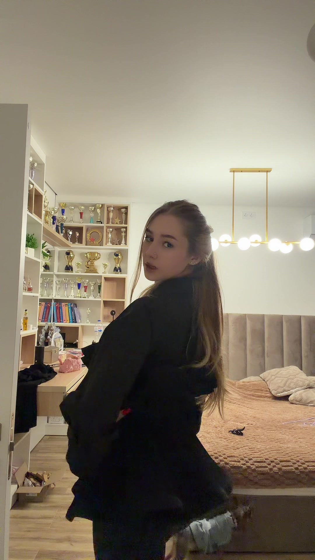 @тгк:EleonoraAylin