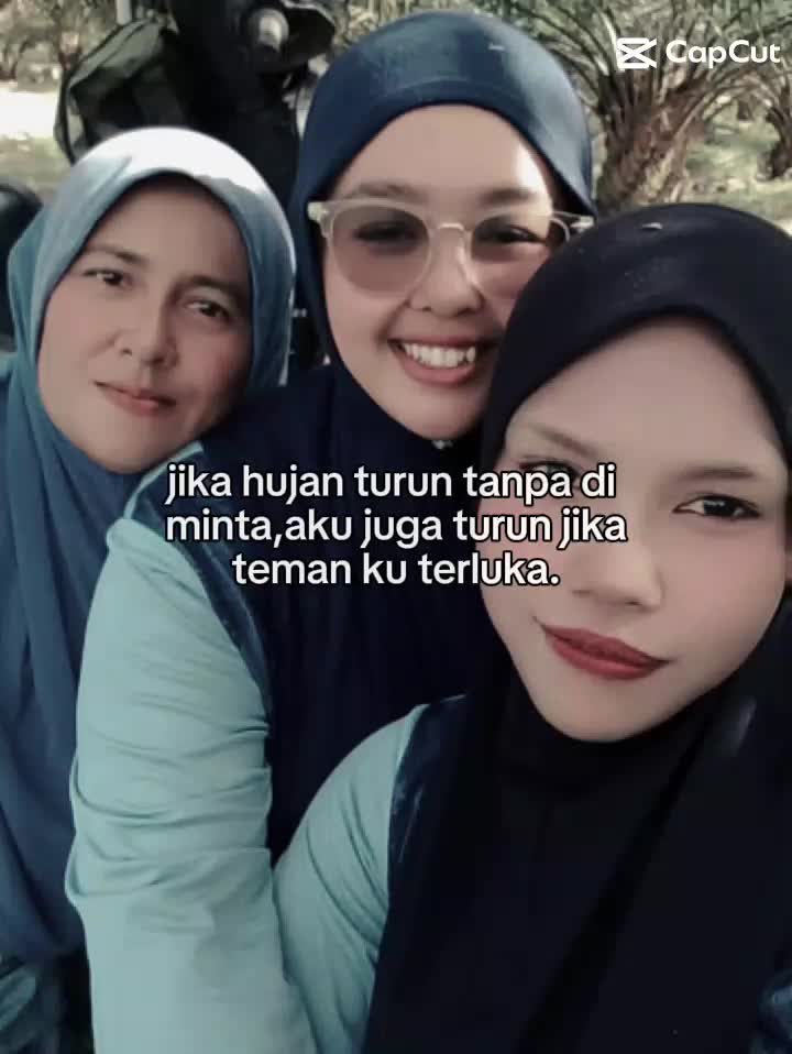 @SiTi AzIrAh🦋