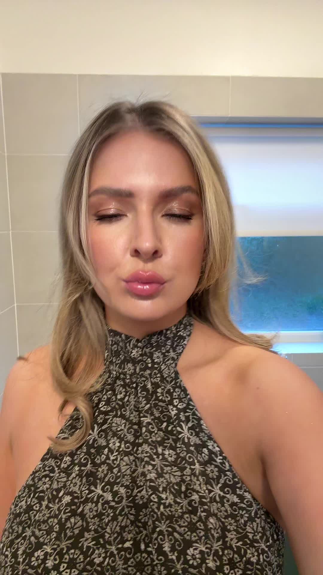 @phoebec077