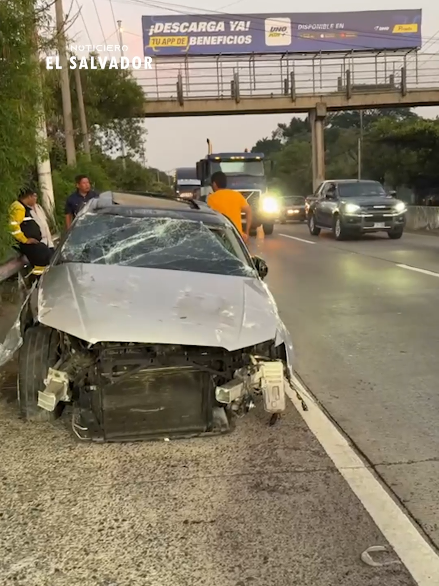 @Noticiero El Salvador