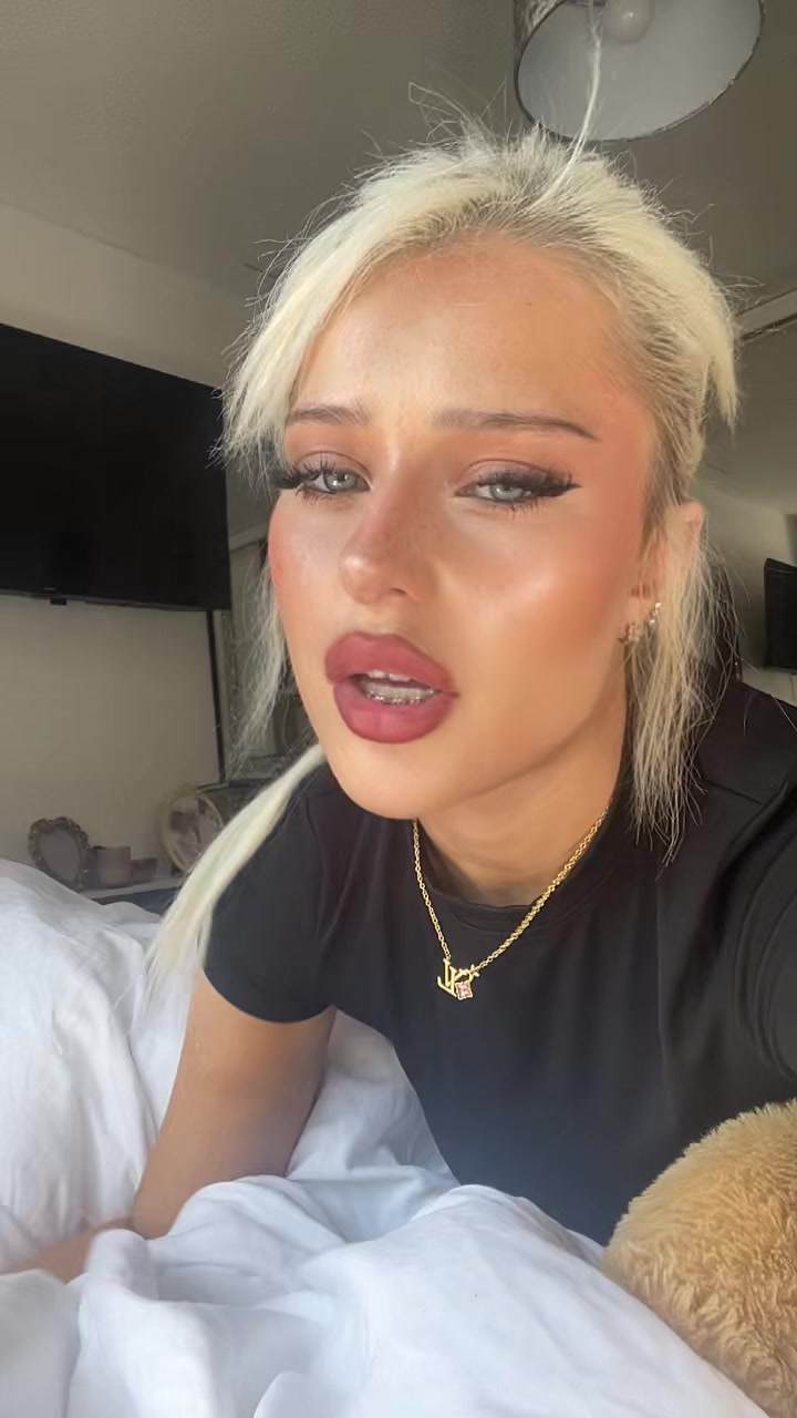 @dollyysmith