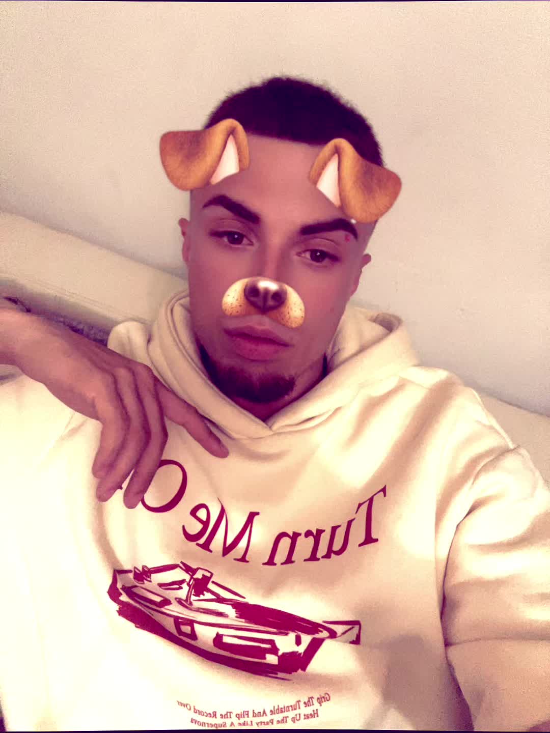 @By.aaron_