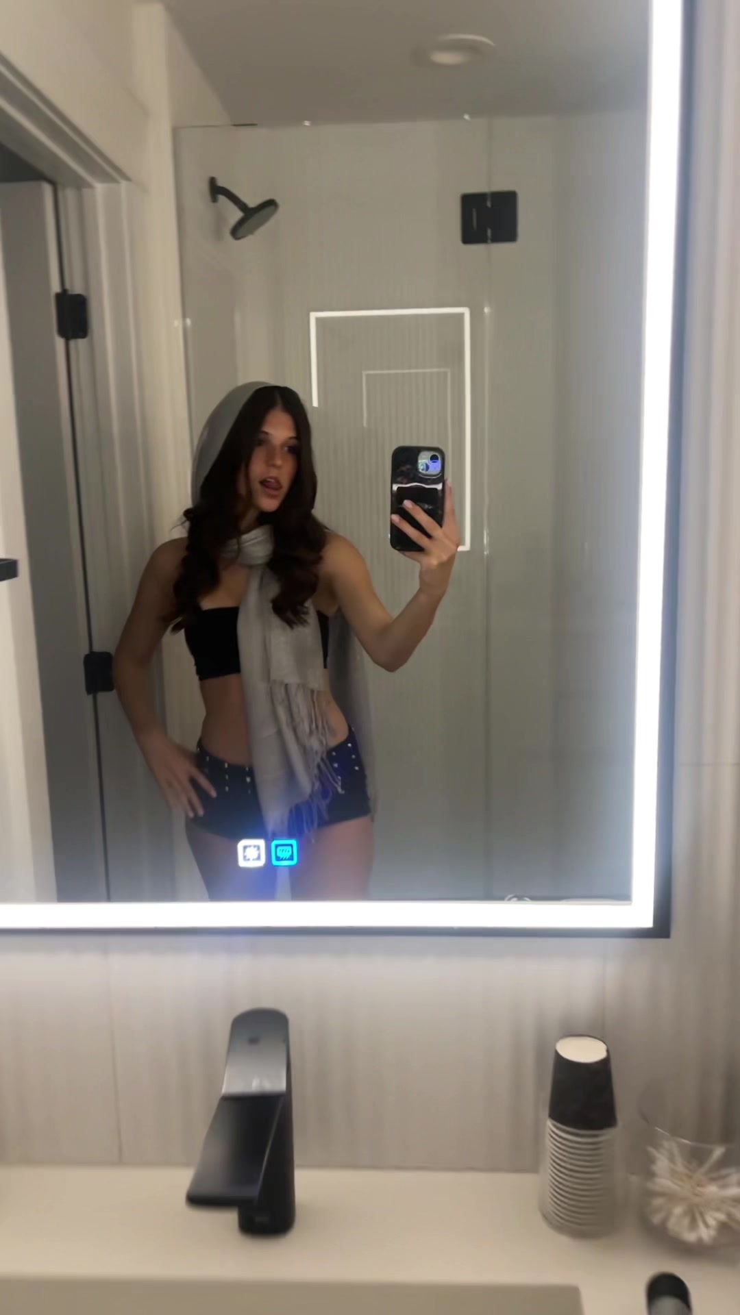 @lexiii