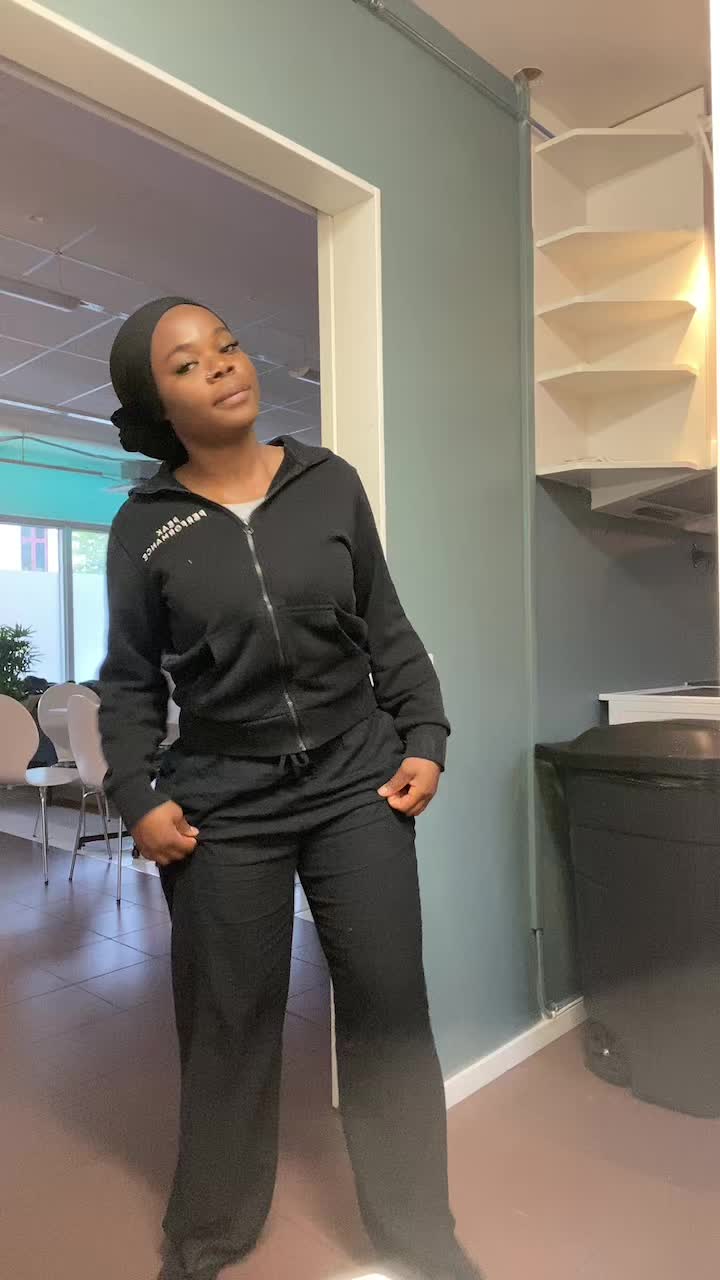 @alia🇧🇮M🇨🇩🤙🏾
