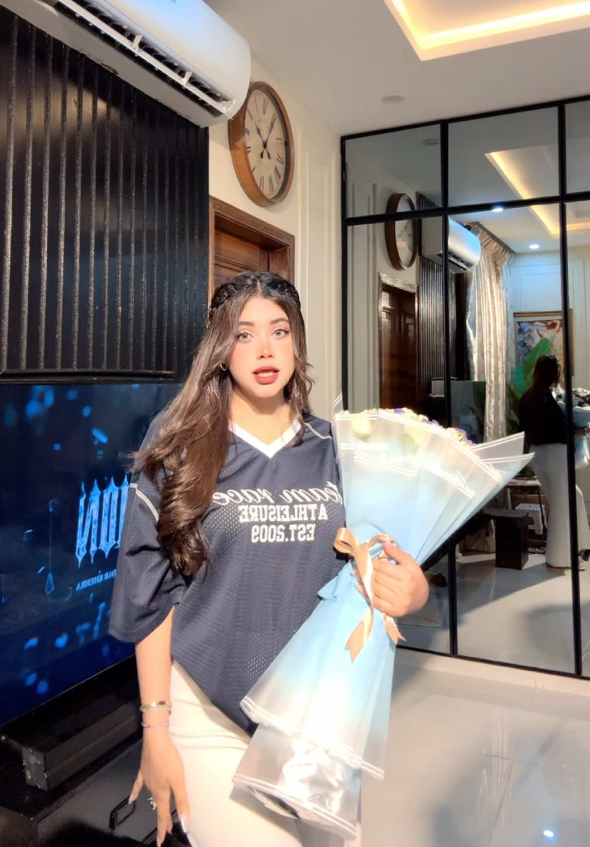 @hiraraaj🥀🥵