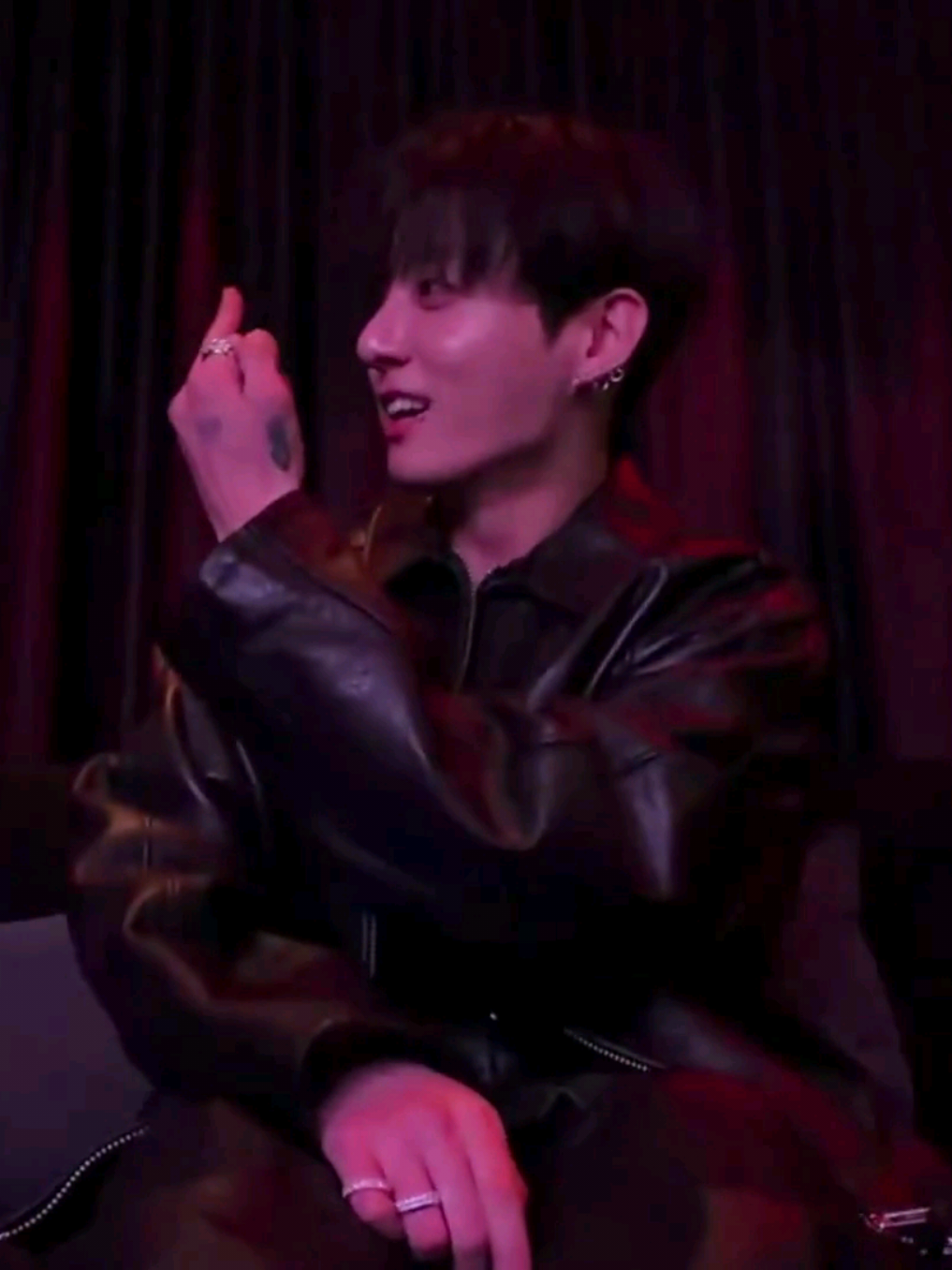 @๐โญโฌ๐ธโ๐๐โทโฌโญ๐