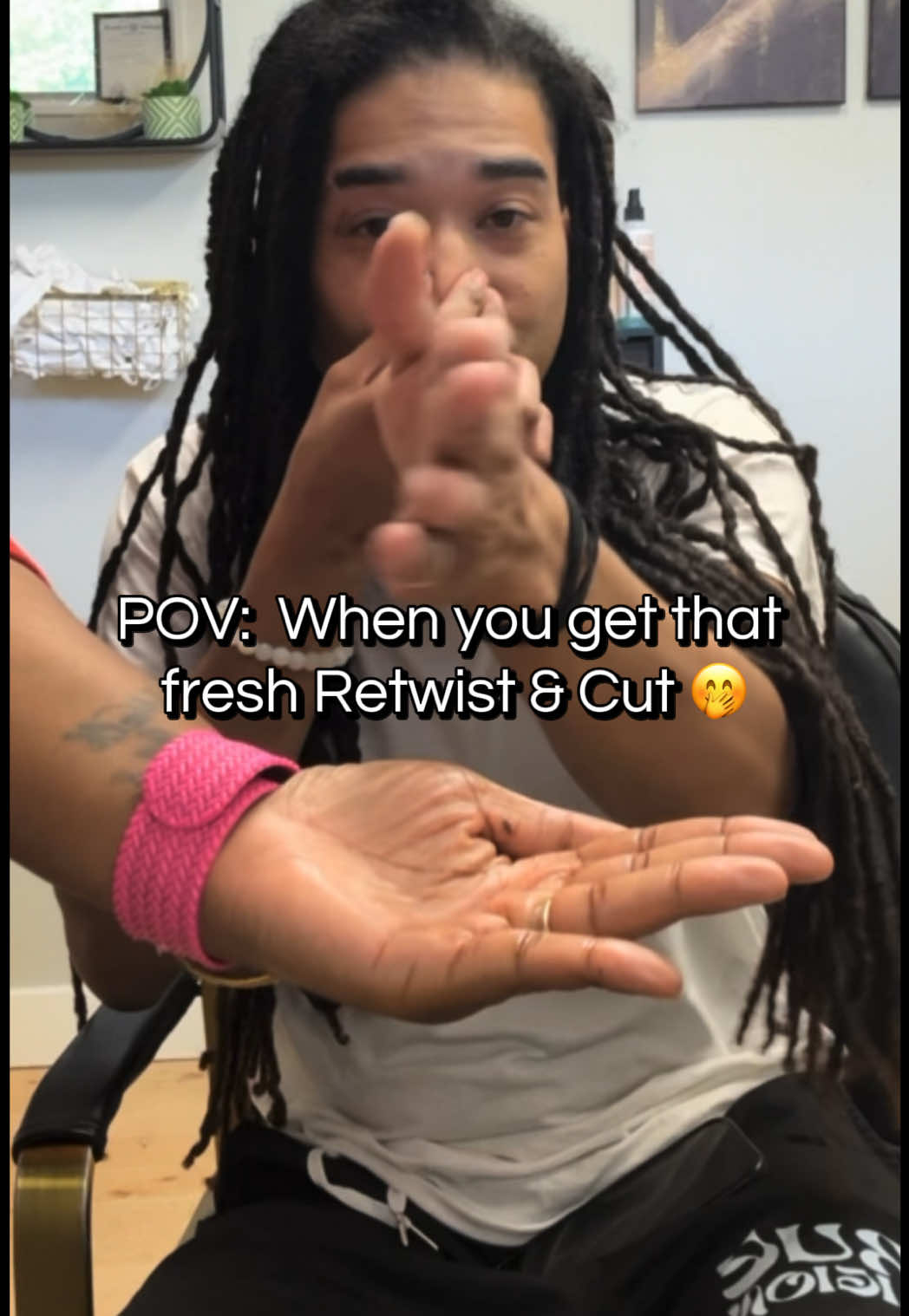 @Locmycrownn