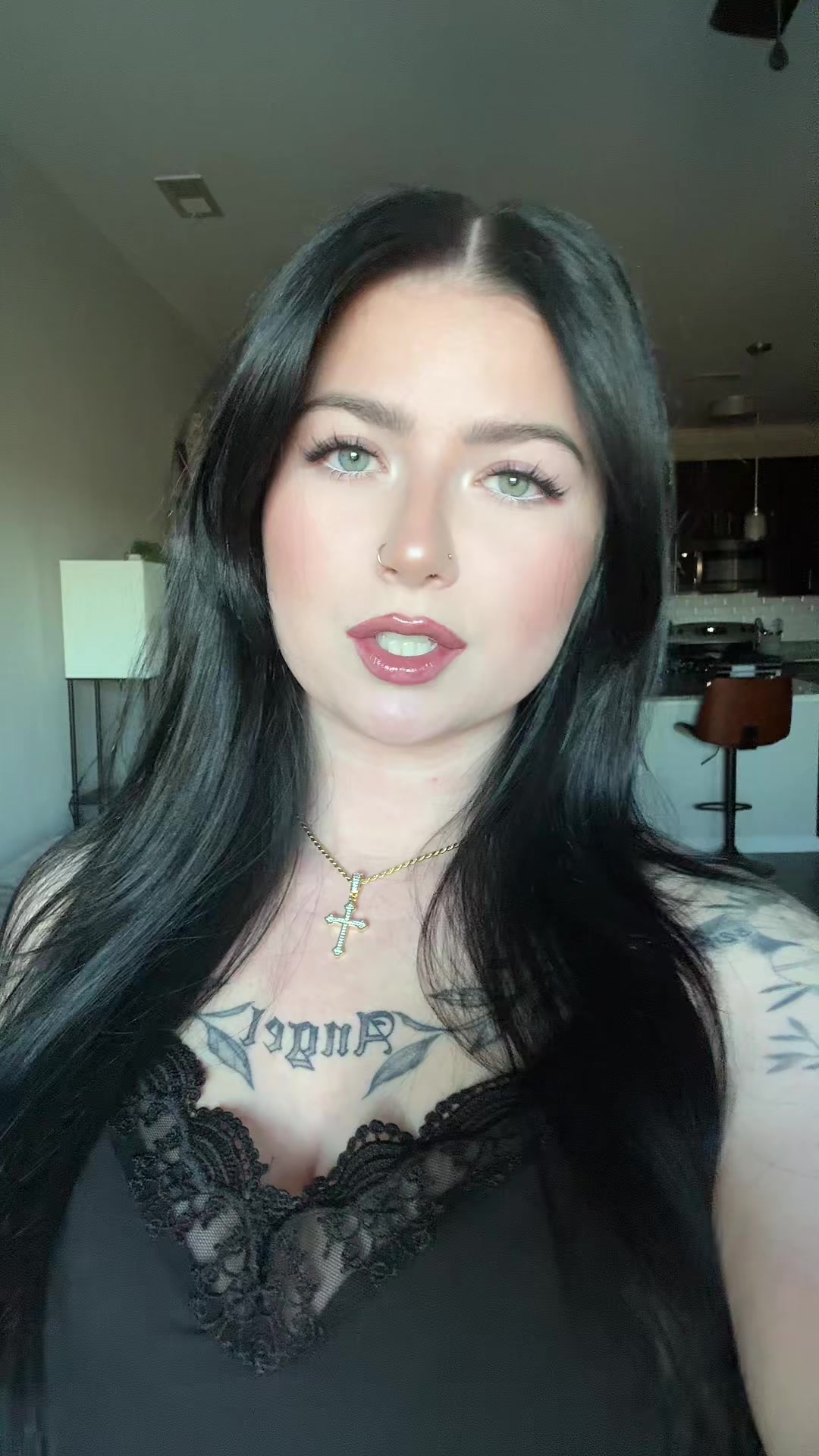 @𝒟𝕖𝑙ᥲηᥲ 🖤
