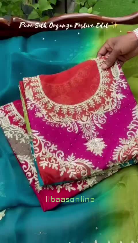 @ਲਿਬਾਸ by ਕੌਰ