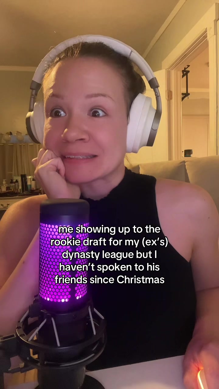 @Alison Rey