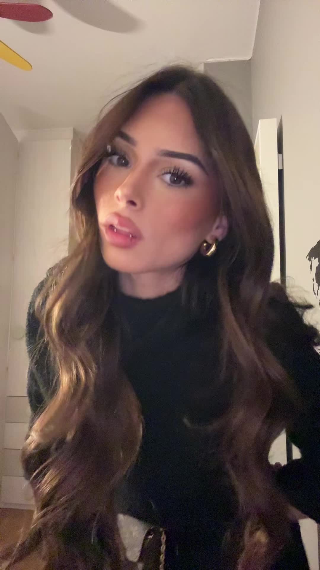 @adrianalobaz