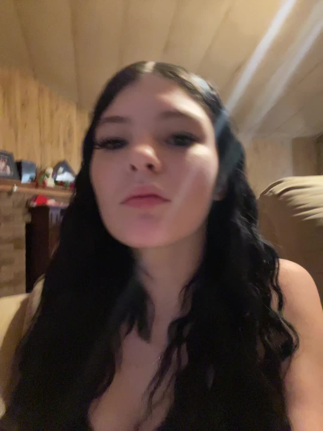 @🤫