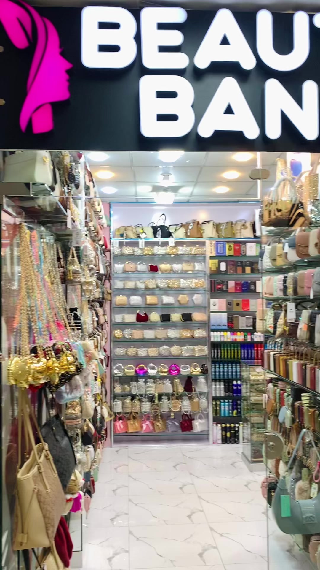 @Beauty Bank -official