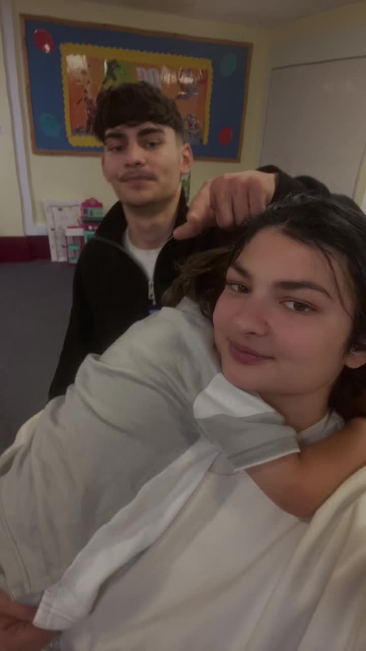 @Denysa