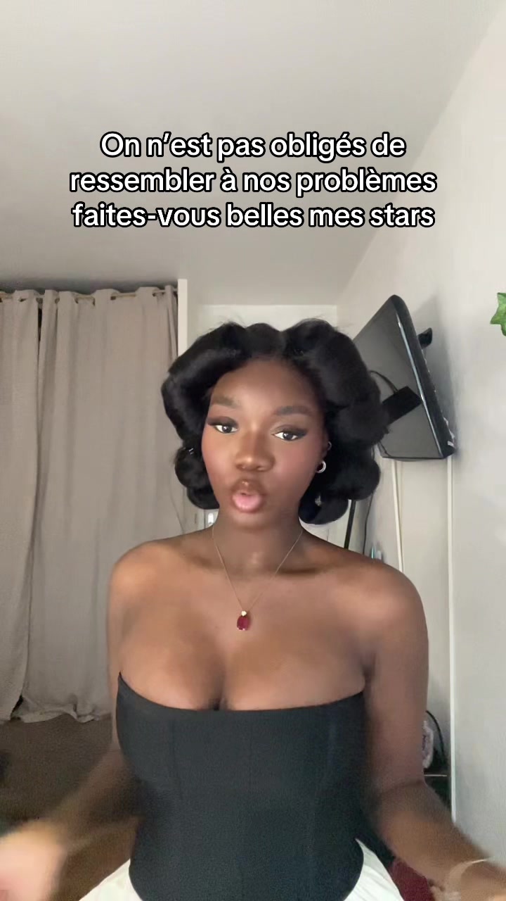 @Alyne Vanderbilt 🪰