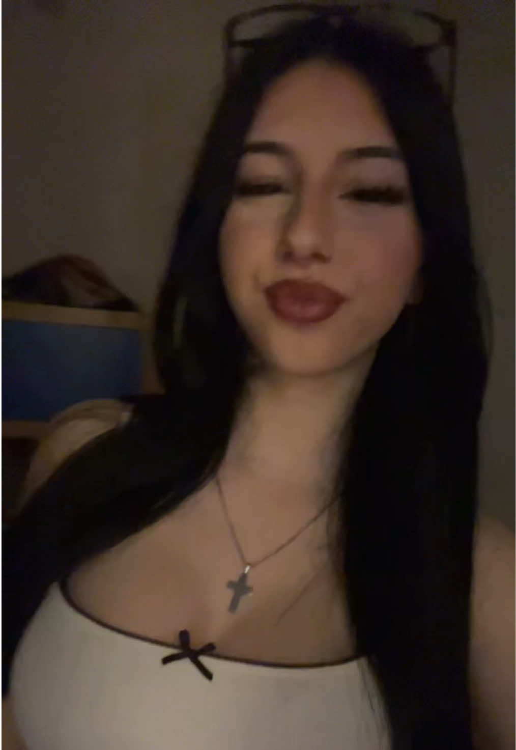 @🫦