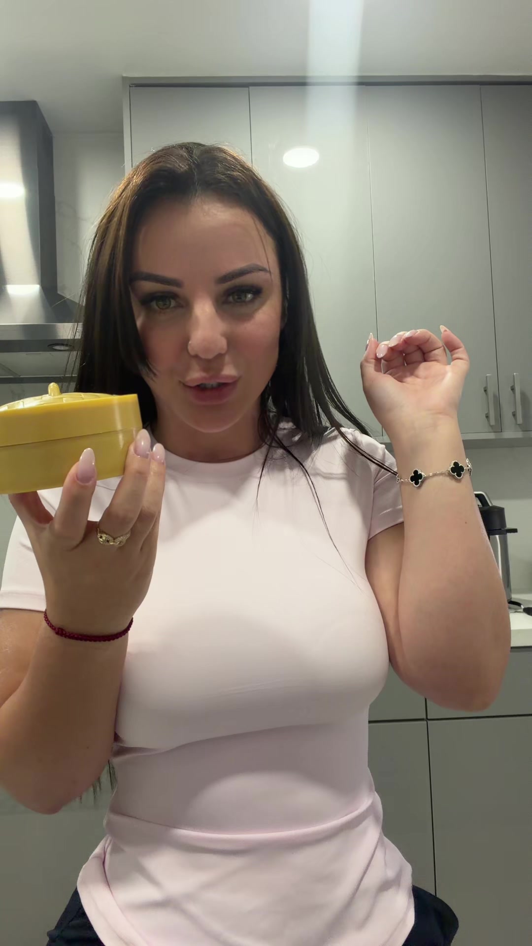 @Lovelyflavita
