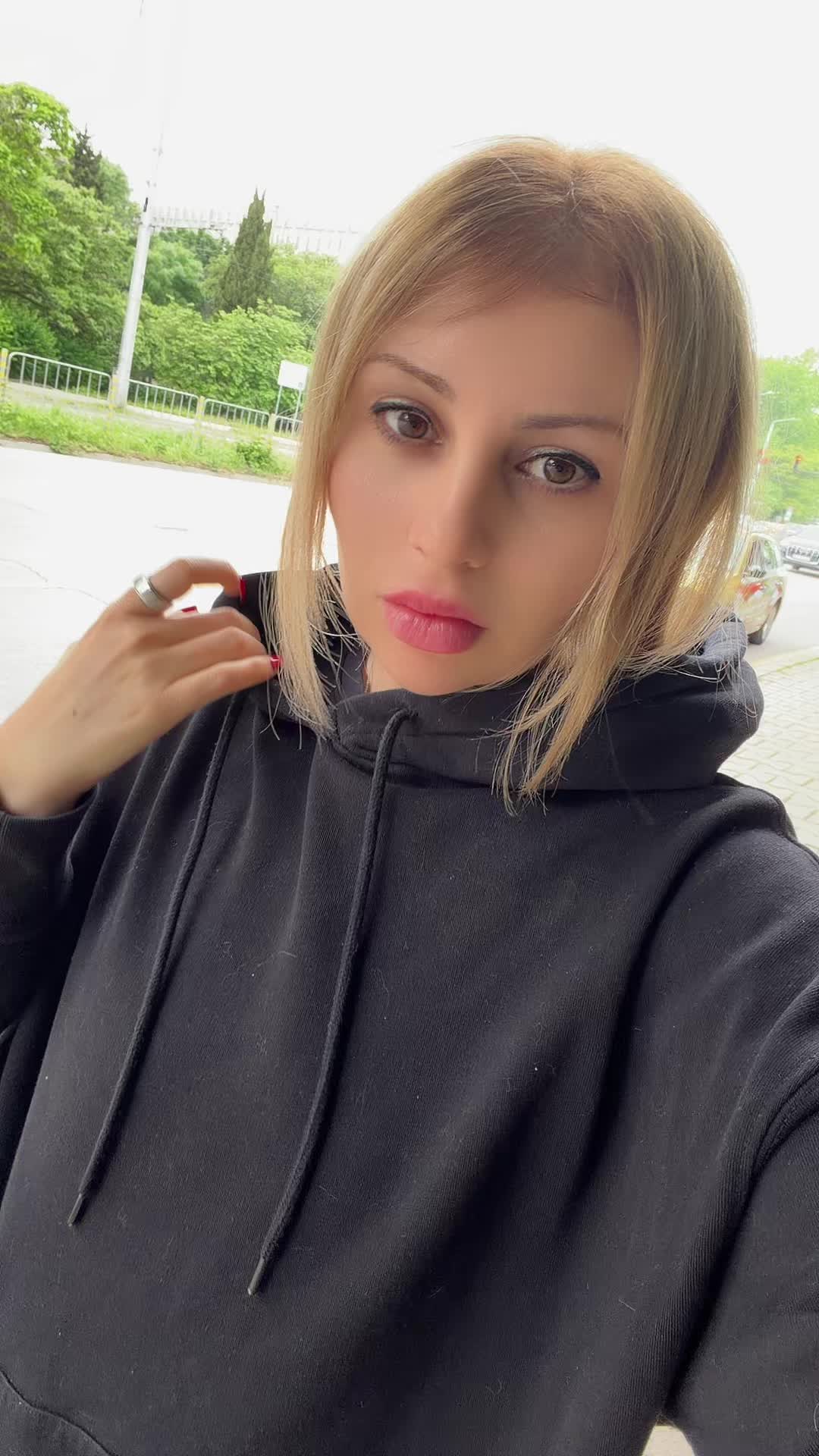 @Alina Dixan
