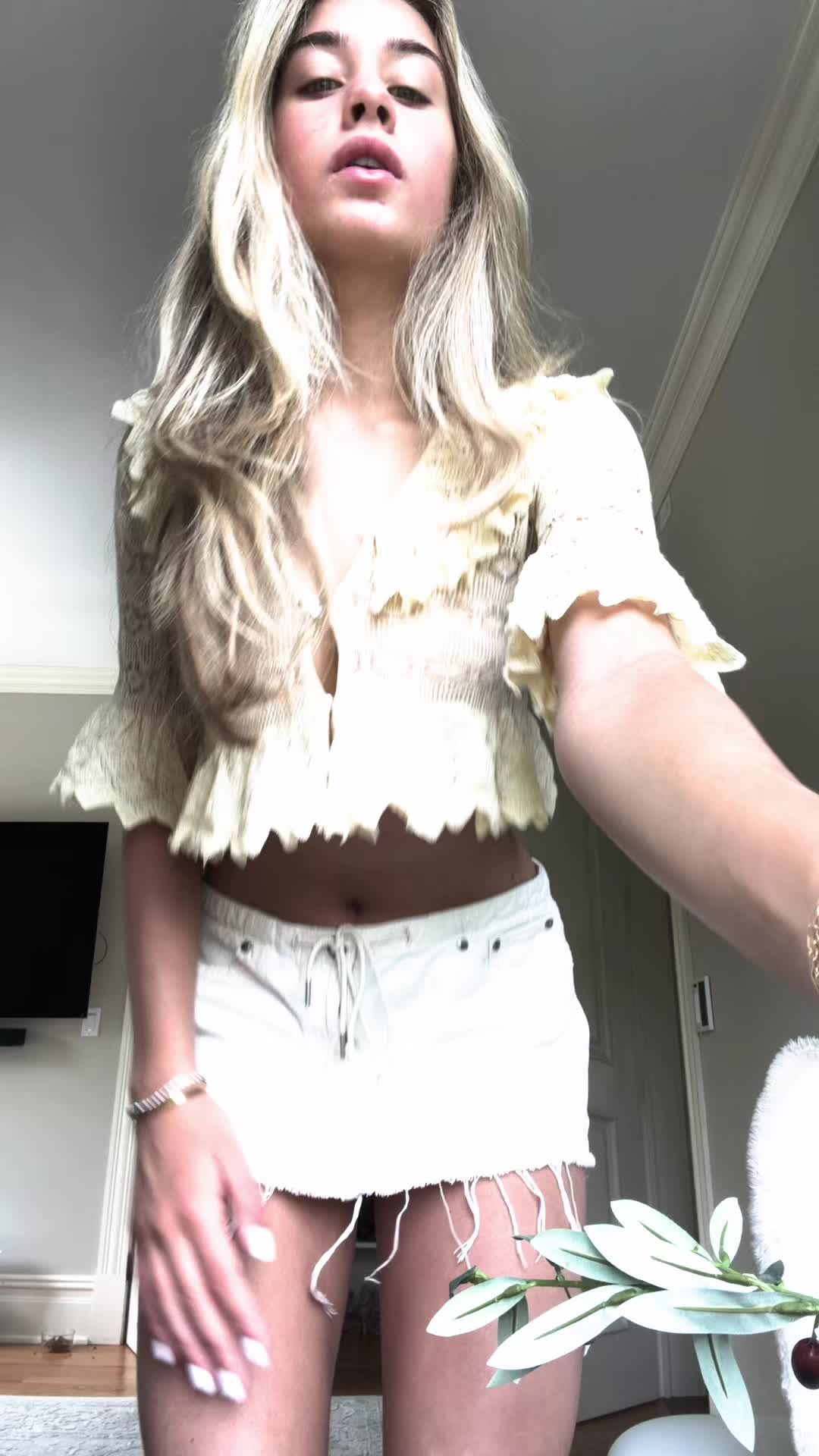 @Charly Nicole