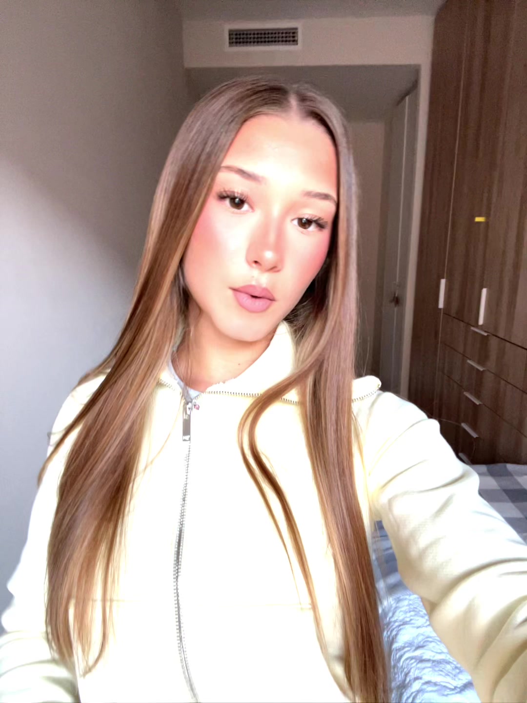 @𝑀𝒶𝓇𝓉𝒾𝓃𝒶🥥