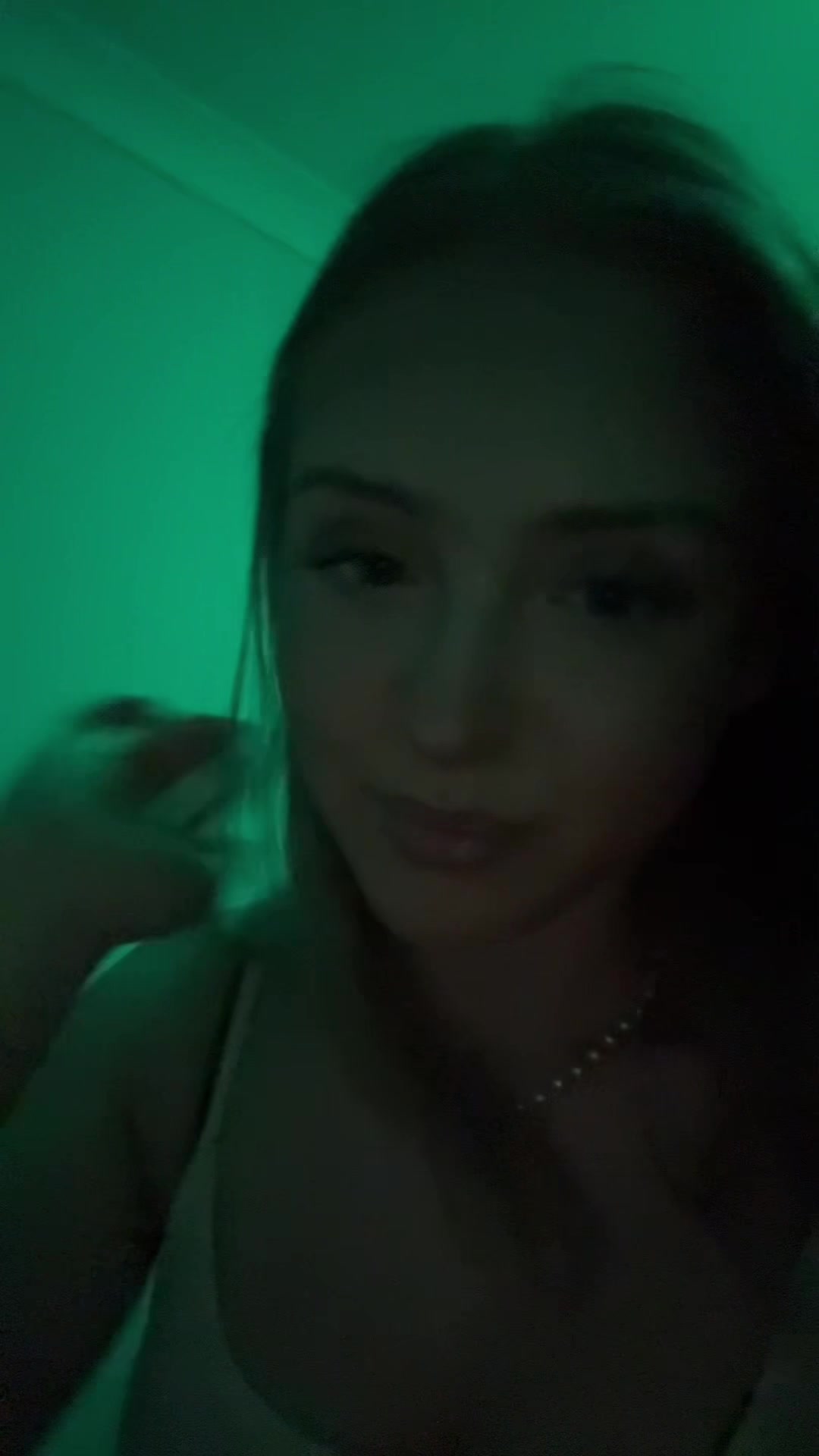 @XOXO