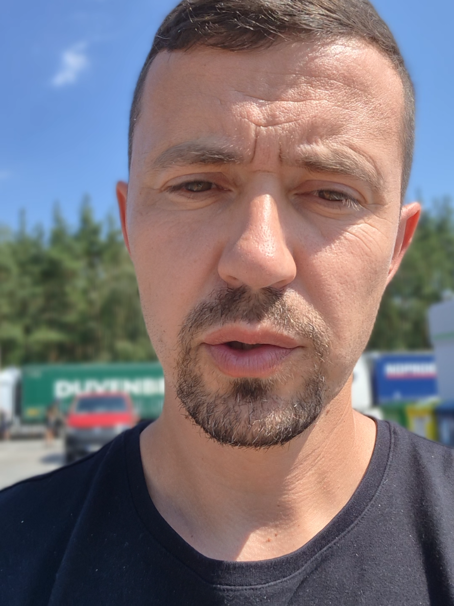 @𝐀𝐍𝐃𝐑𝐈𝐈 𝐎𝐒𝐓𝐀𝐍𝐃