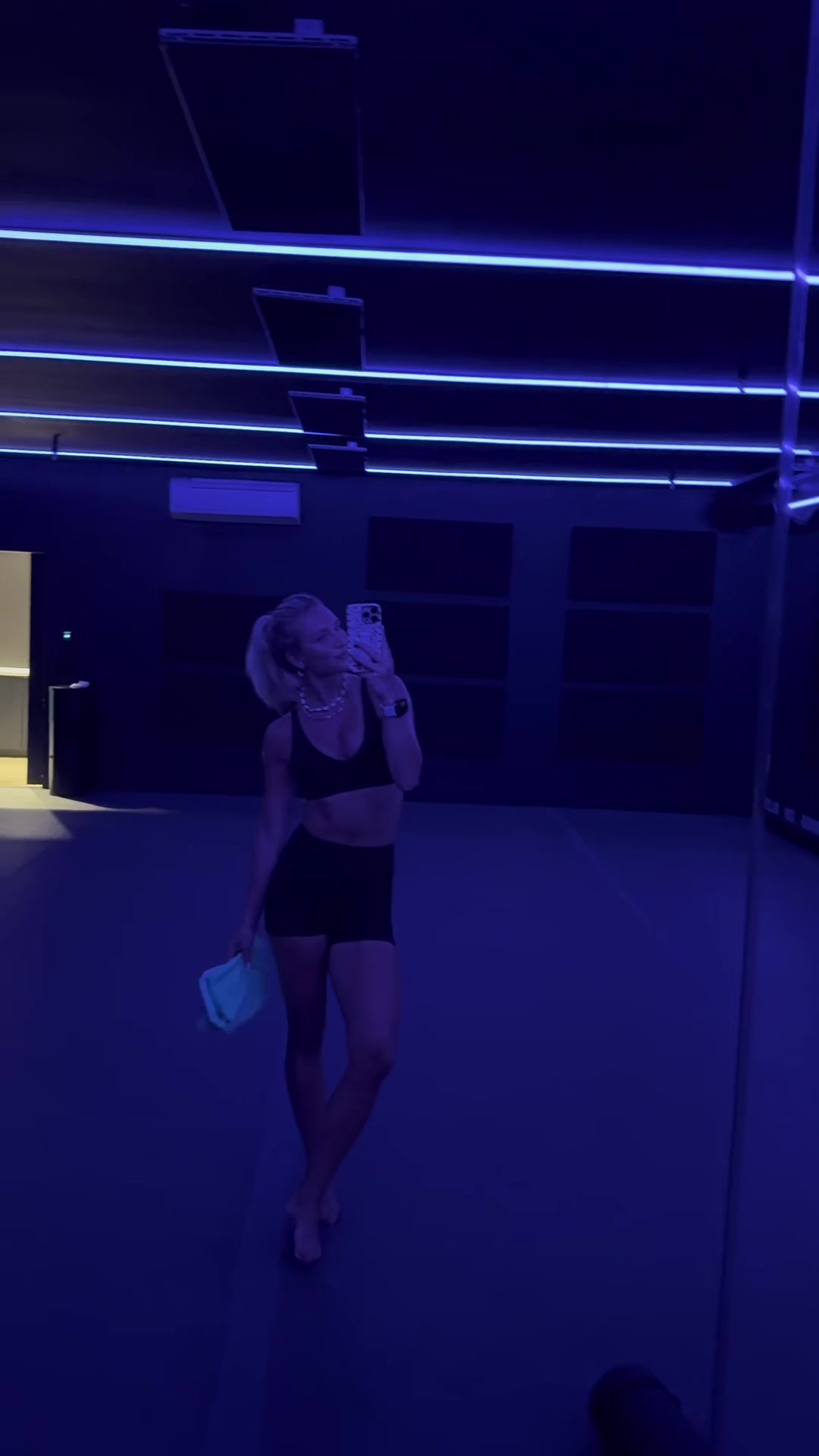 @alexandrasirek