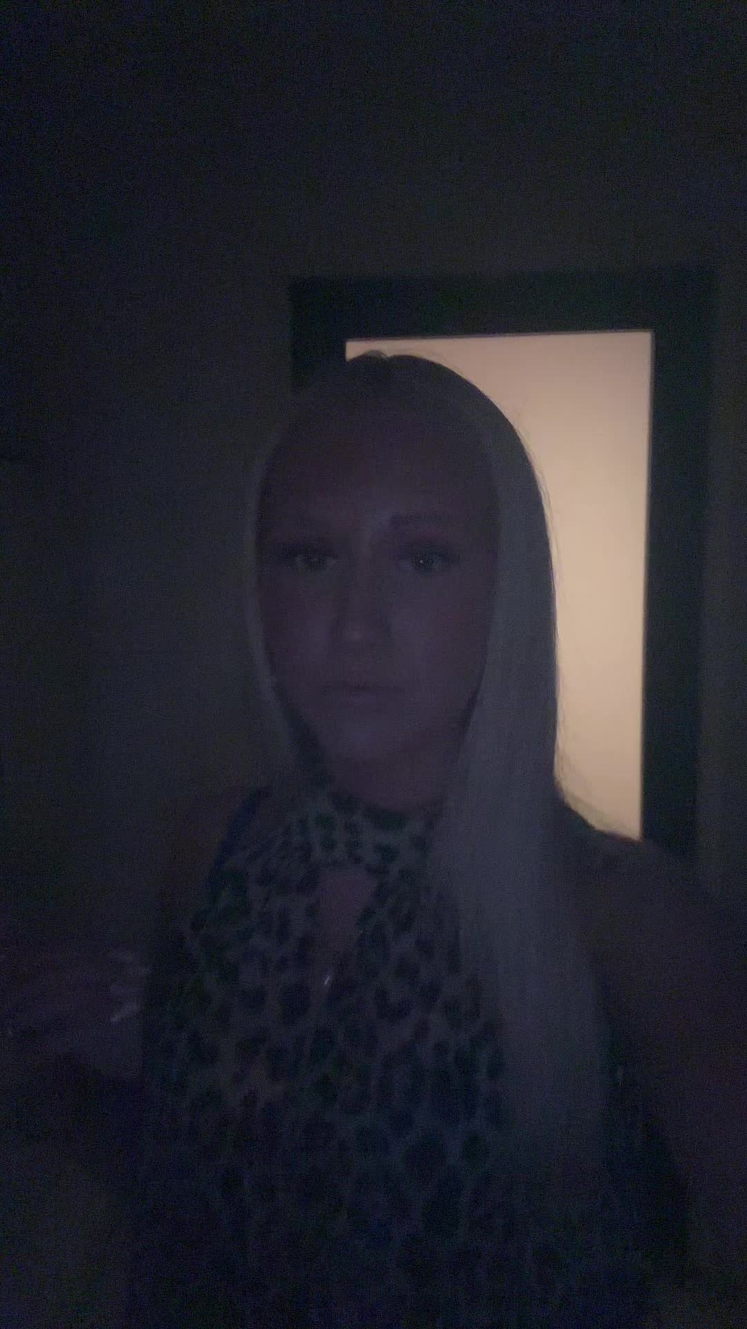 @dinrebecca1