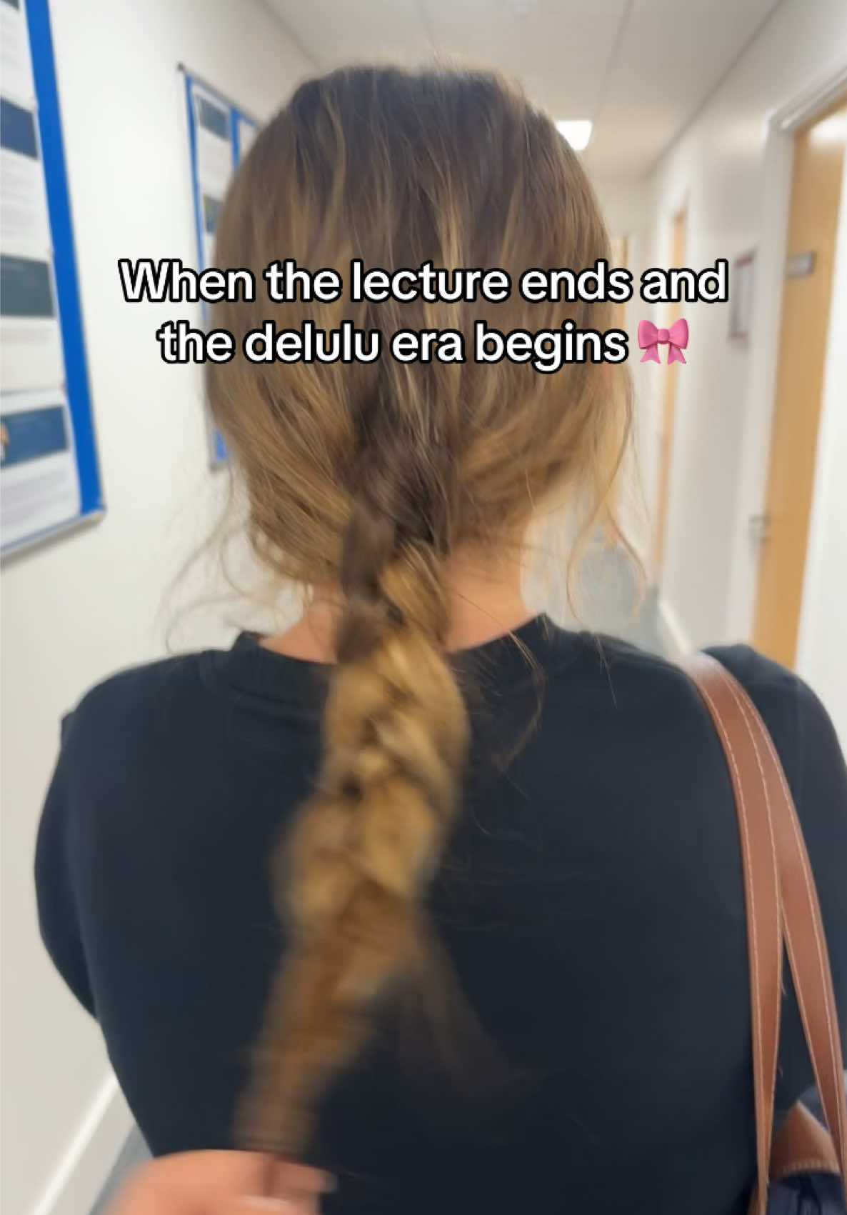 @emi_ly_emi
