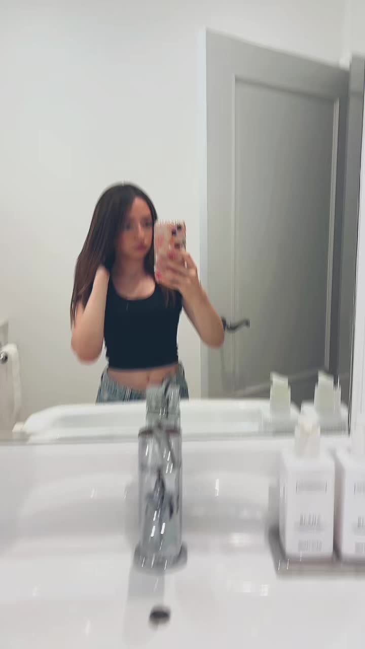 @Liv