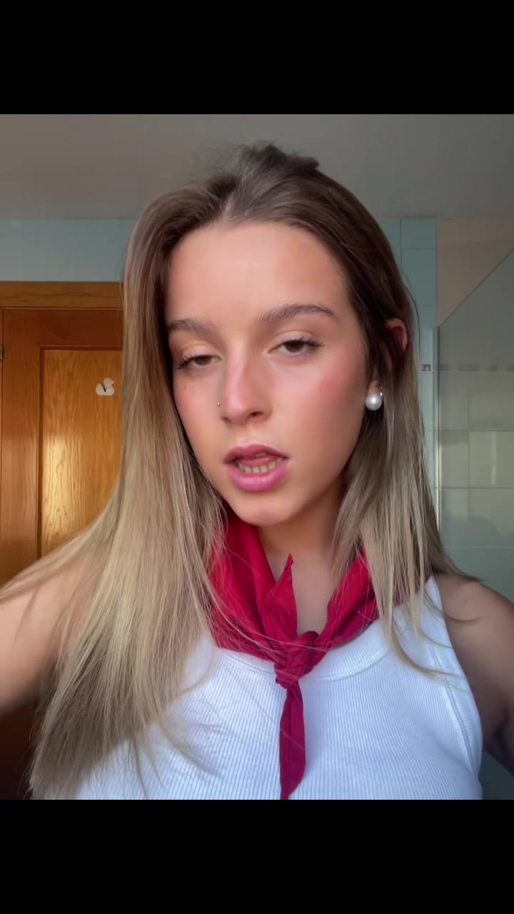 @helenasainzz