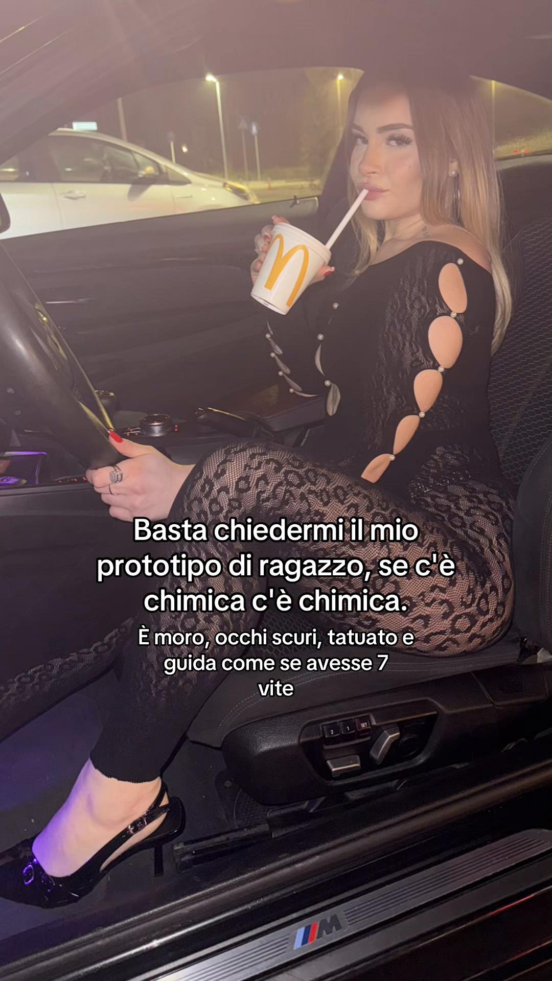 @𝓓𝓮𝓼𝔂🎀