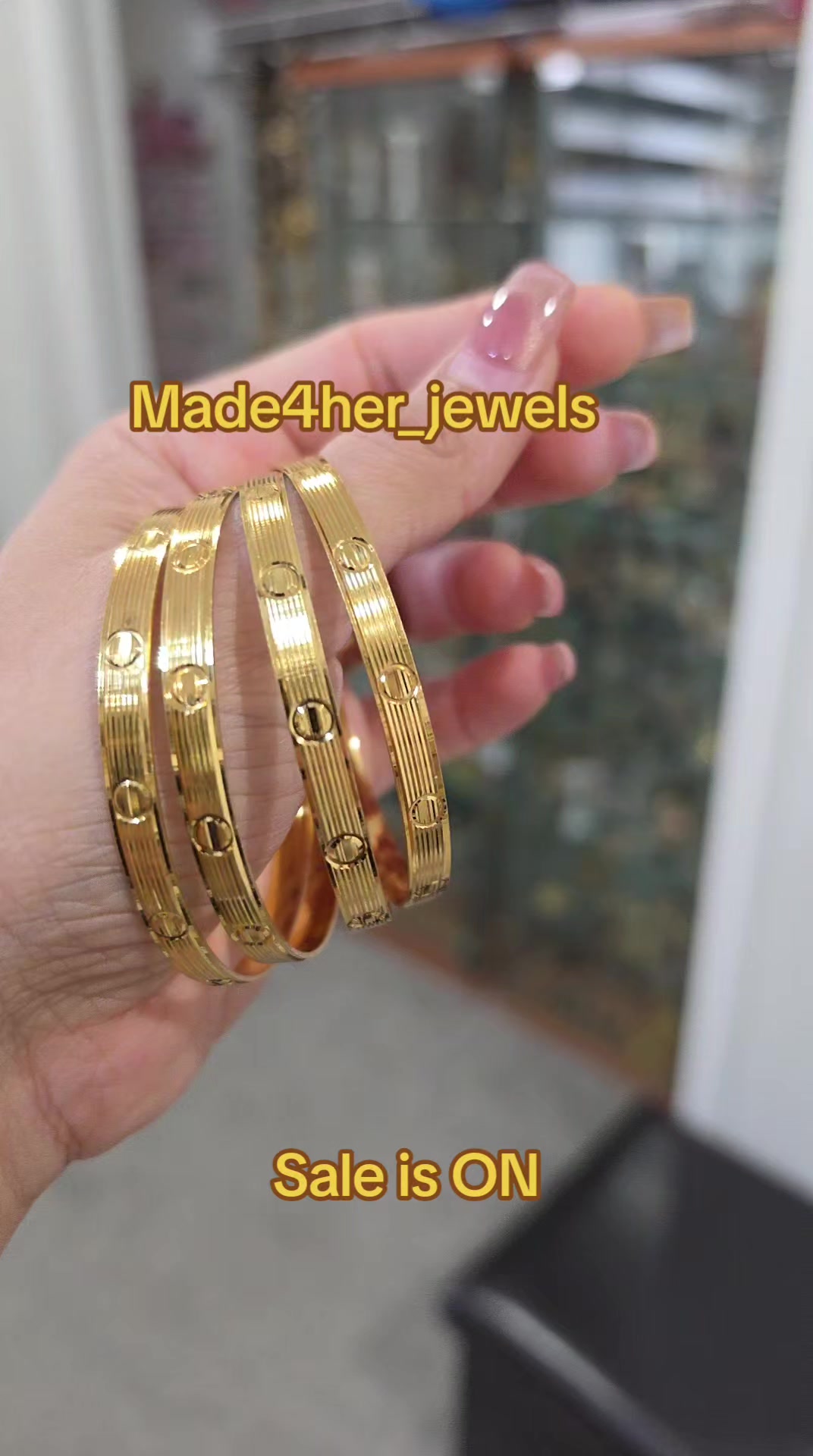 @MADE4HER