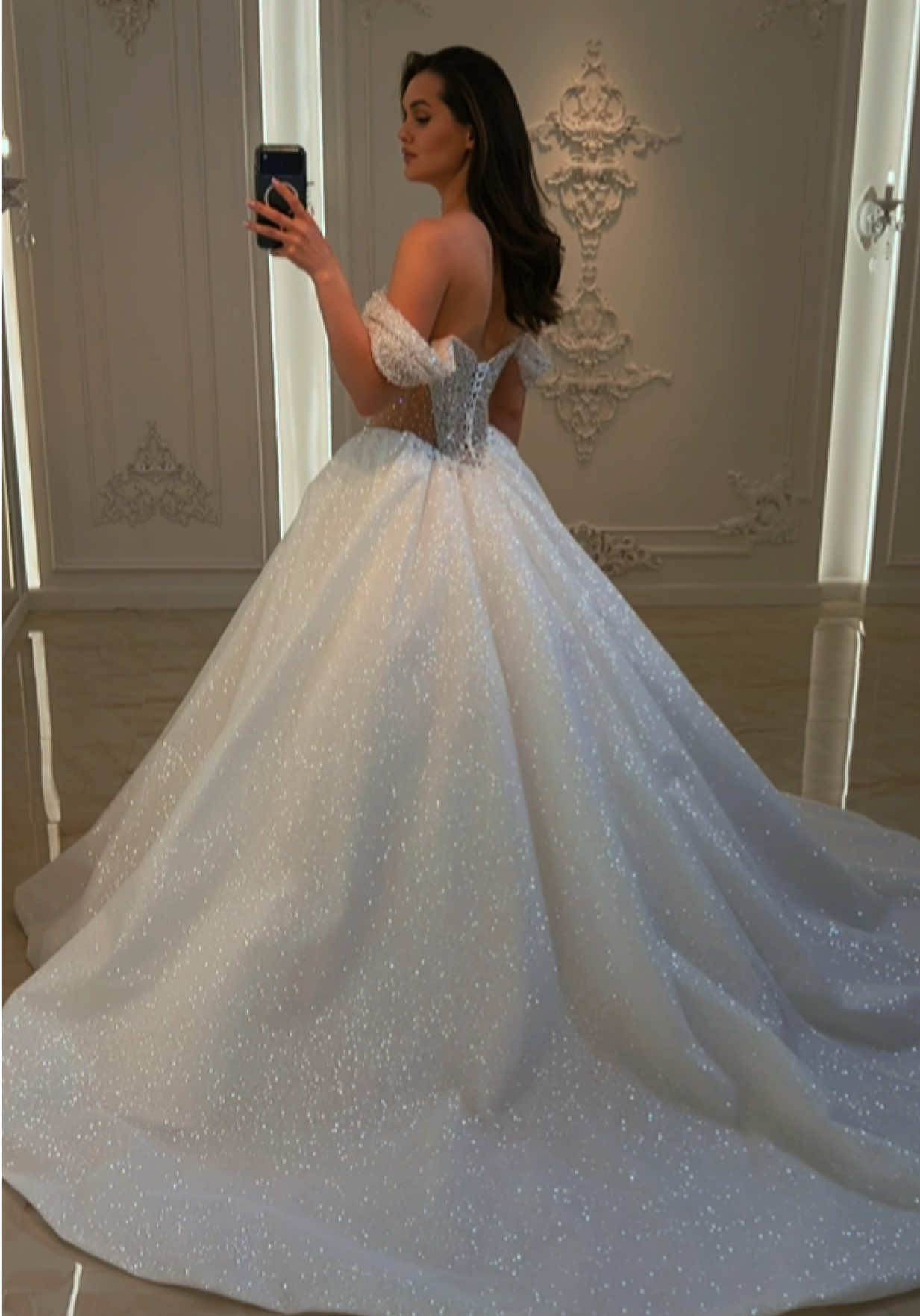 @vio.wedding.dresses