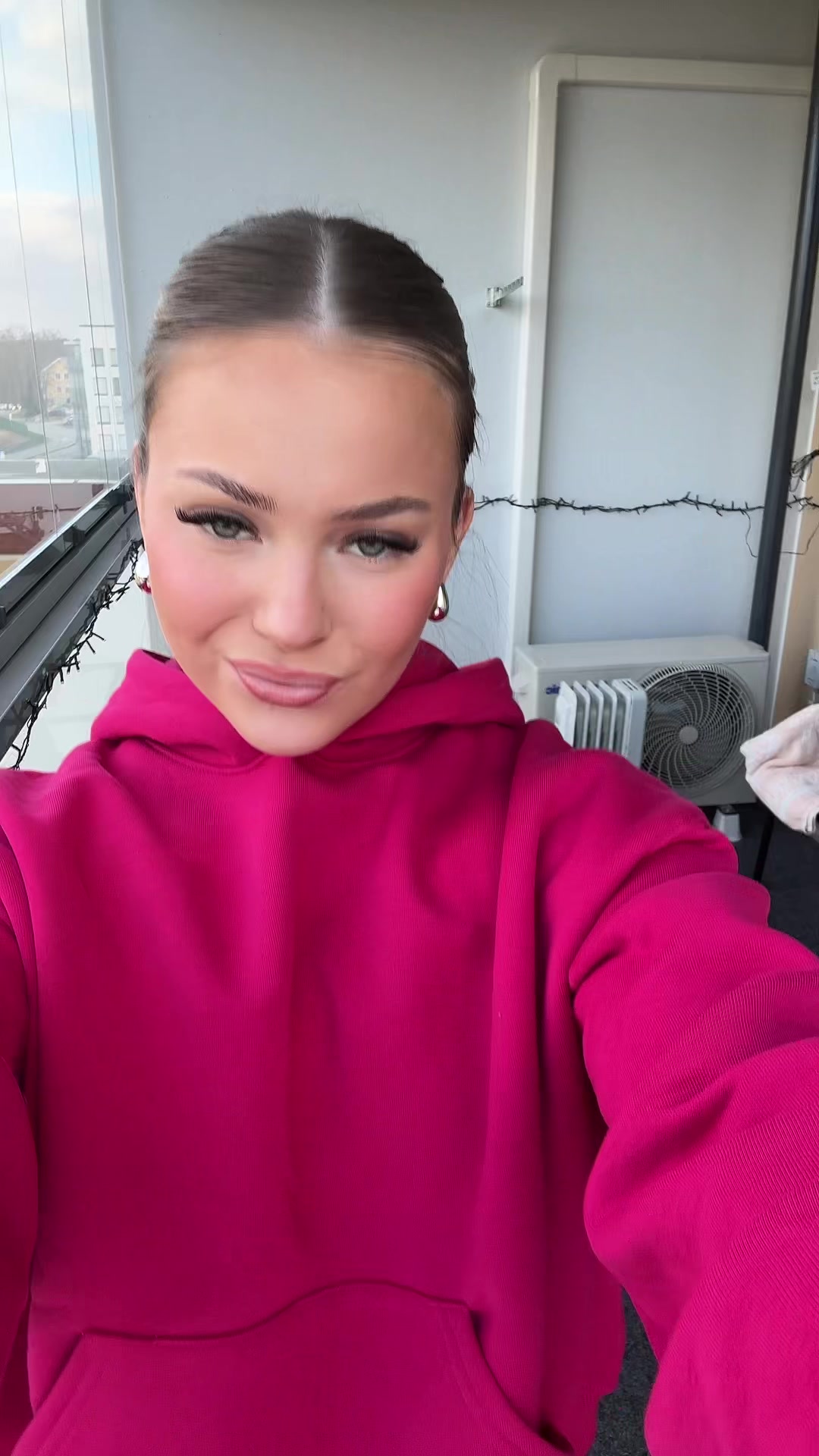 @TaraCahill