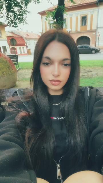 @L I L Z Z Y