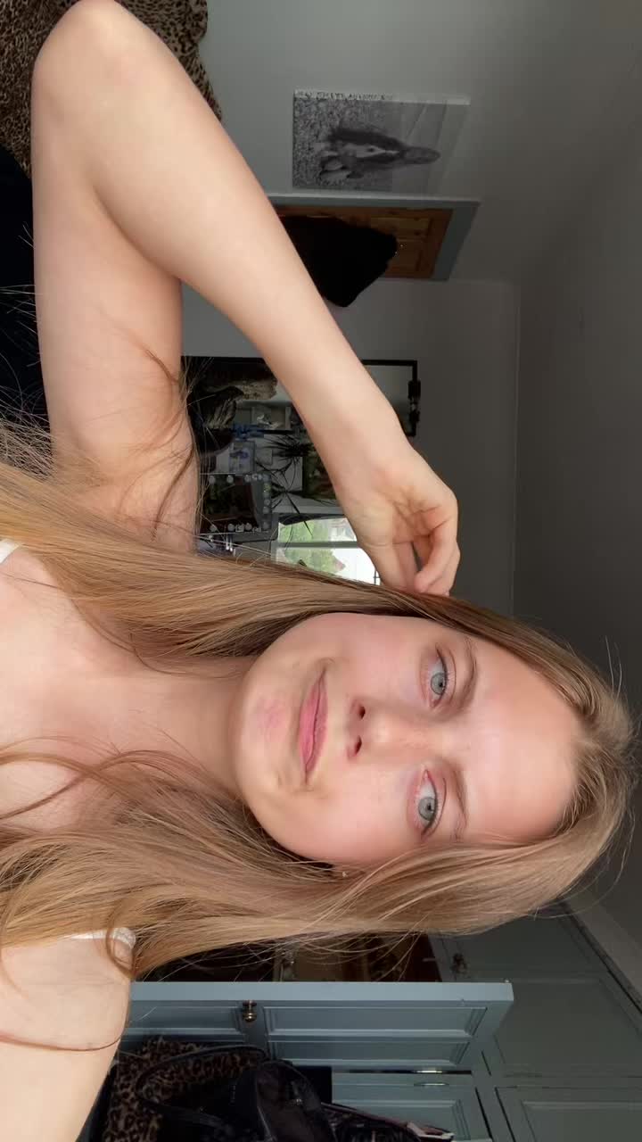 @Zoezarembaevans(mainaccount)