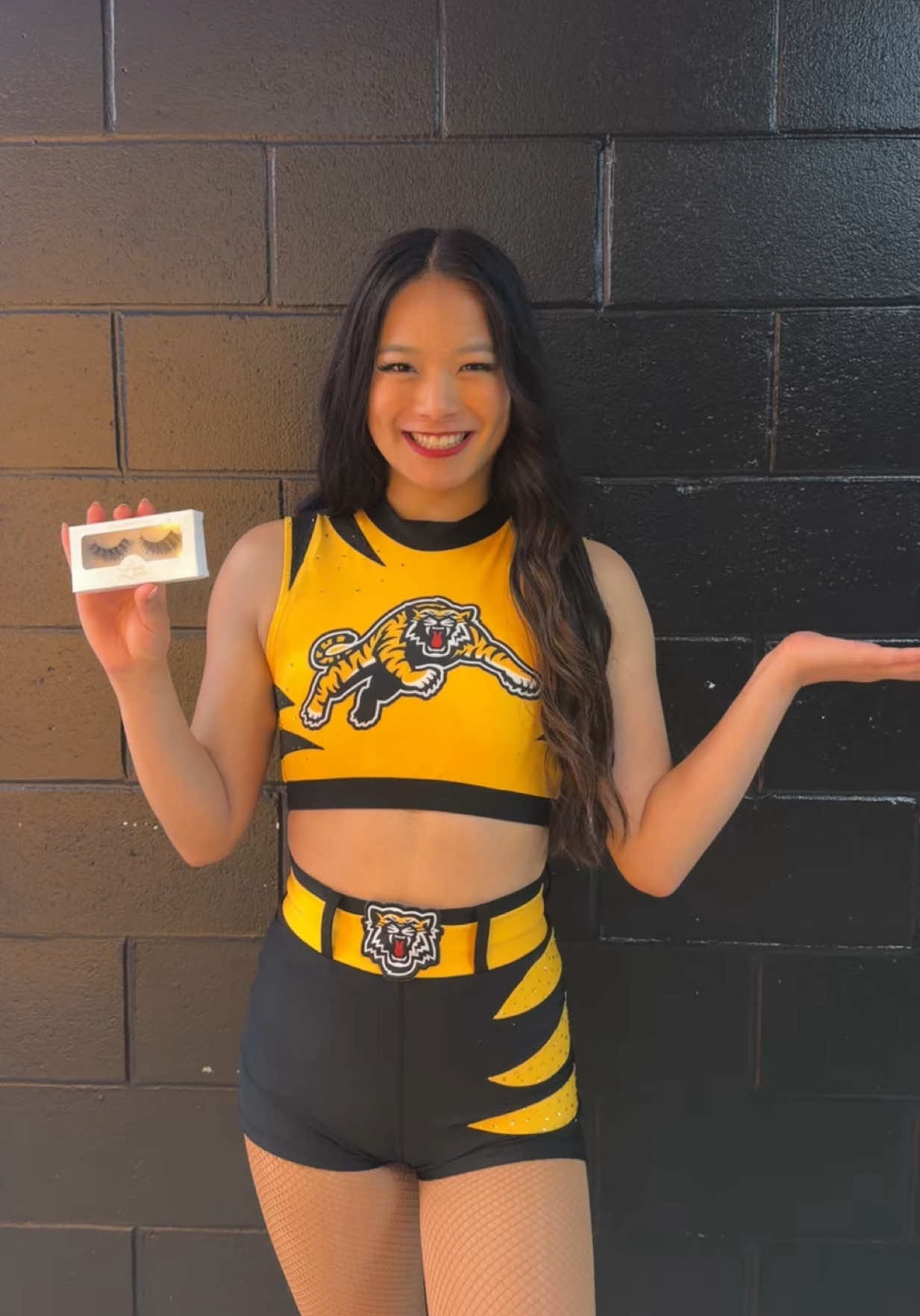 @TICATS DANCE & CHEER