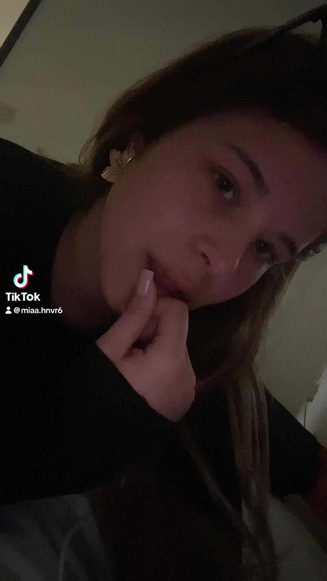 @miaaeckarndt