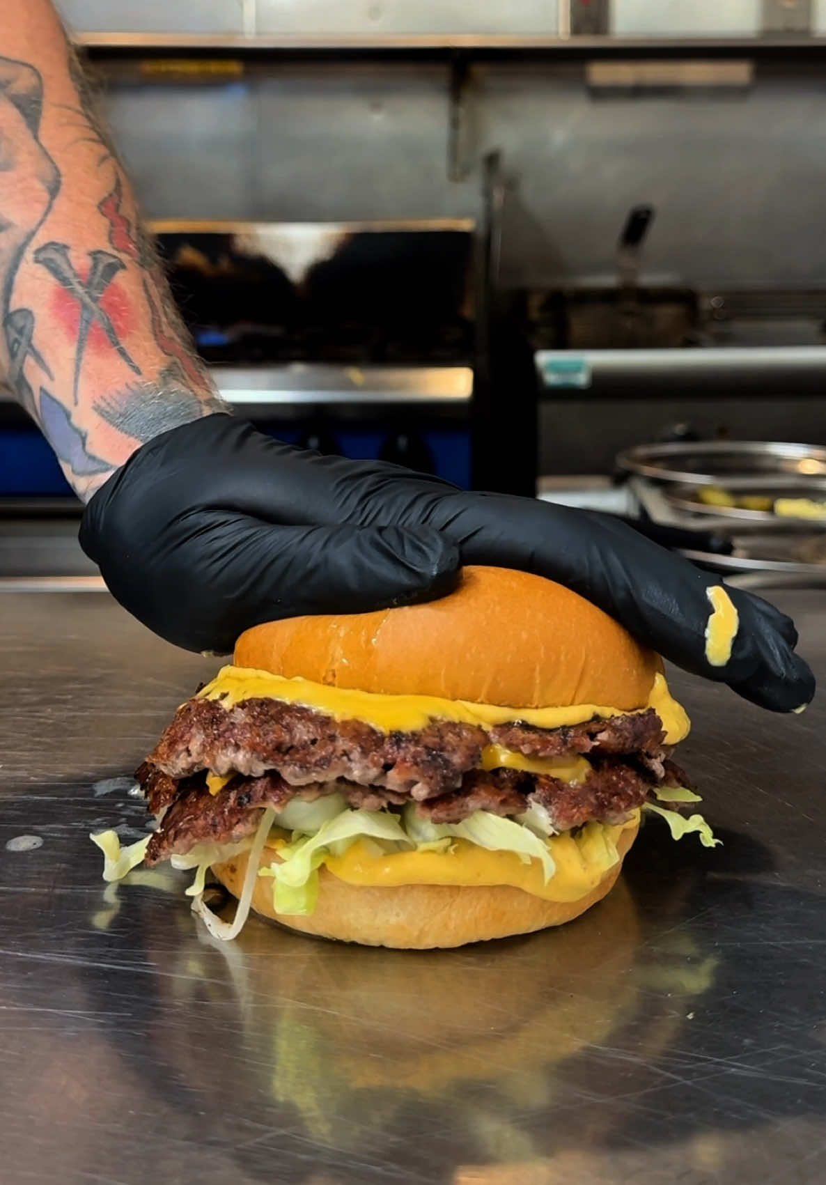 @Boysterous Burgers