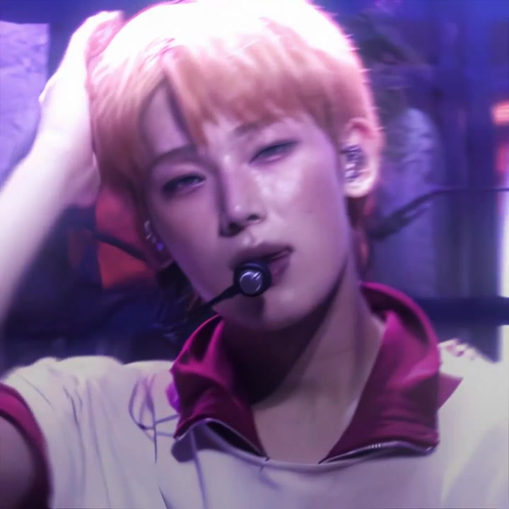 @tae ♛