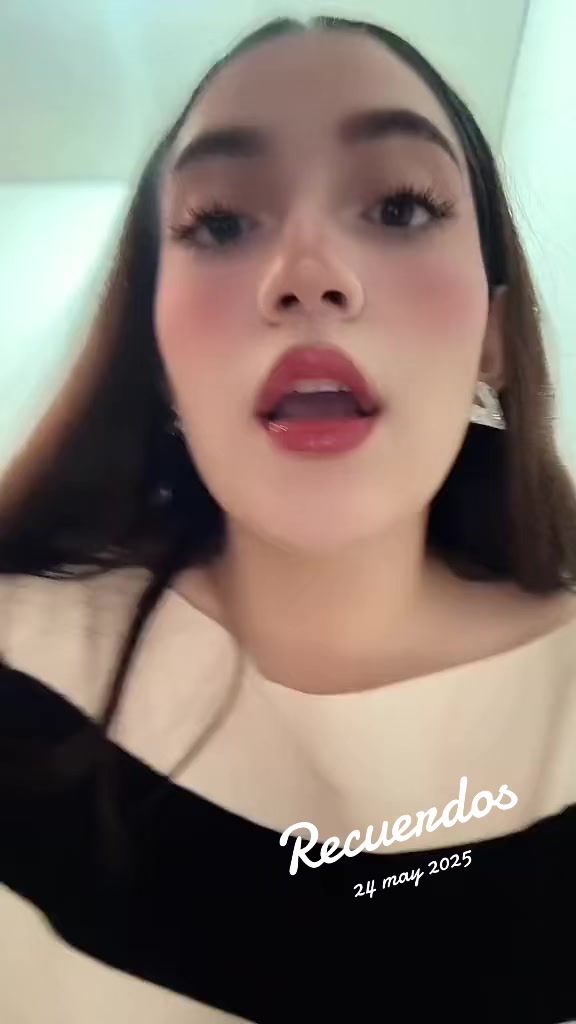 @Valeria Alcal&aacute;
