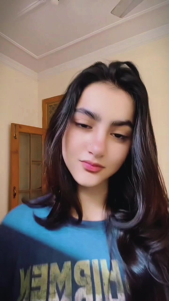 @乙ᗩᖇᗩ🦋