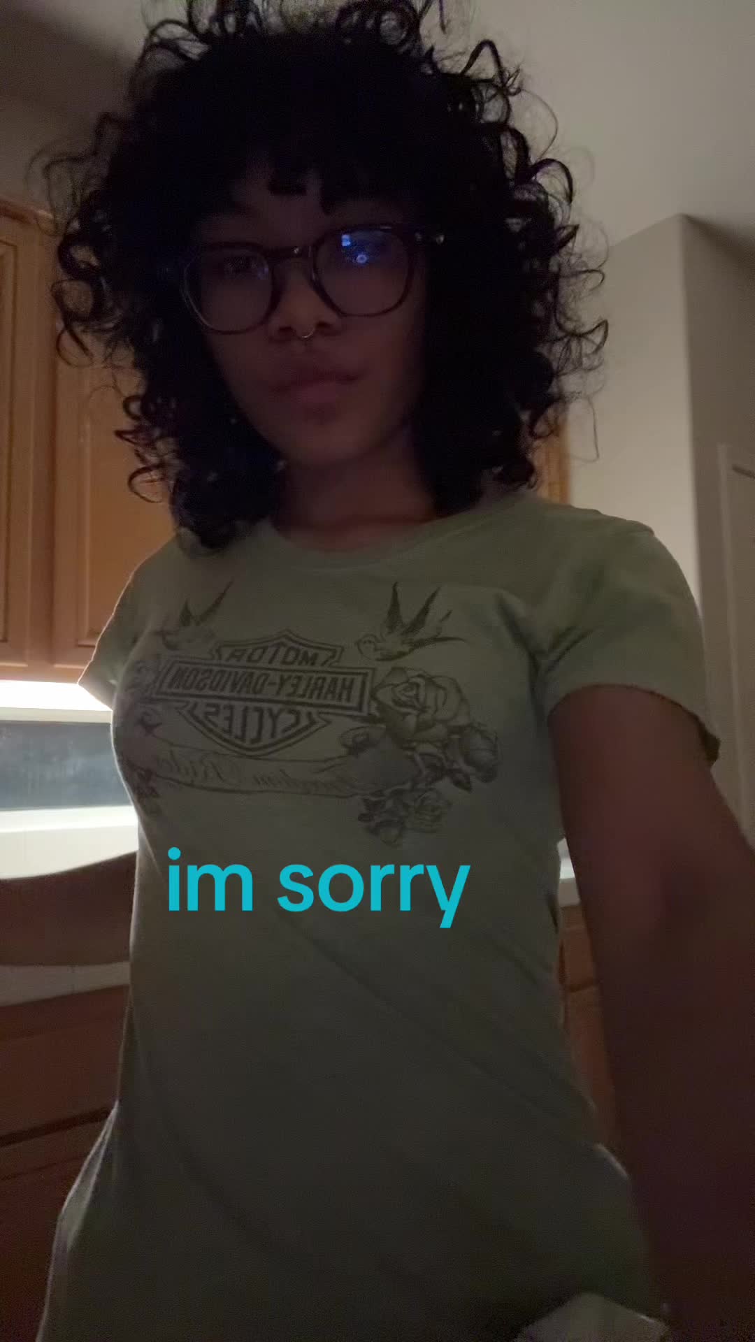 @:3
