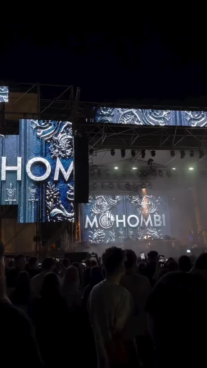 @Mohombi