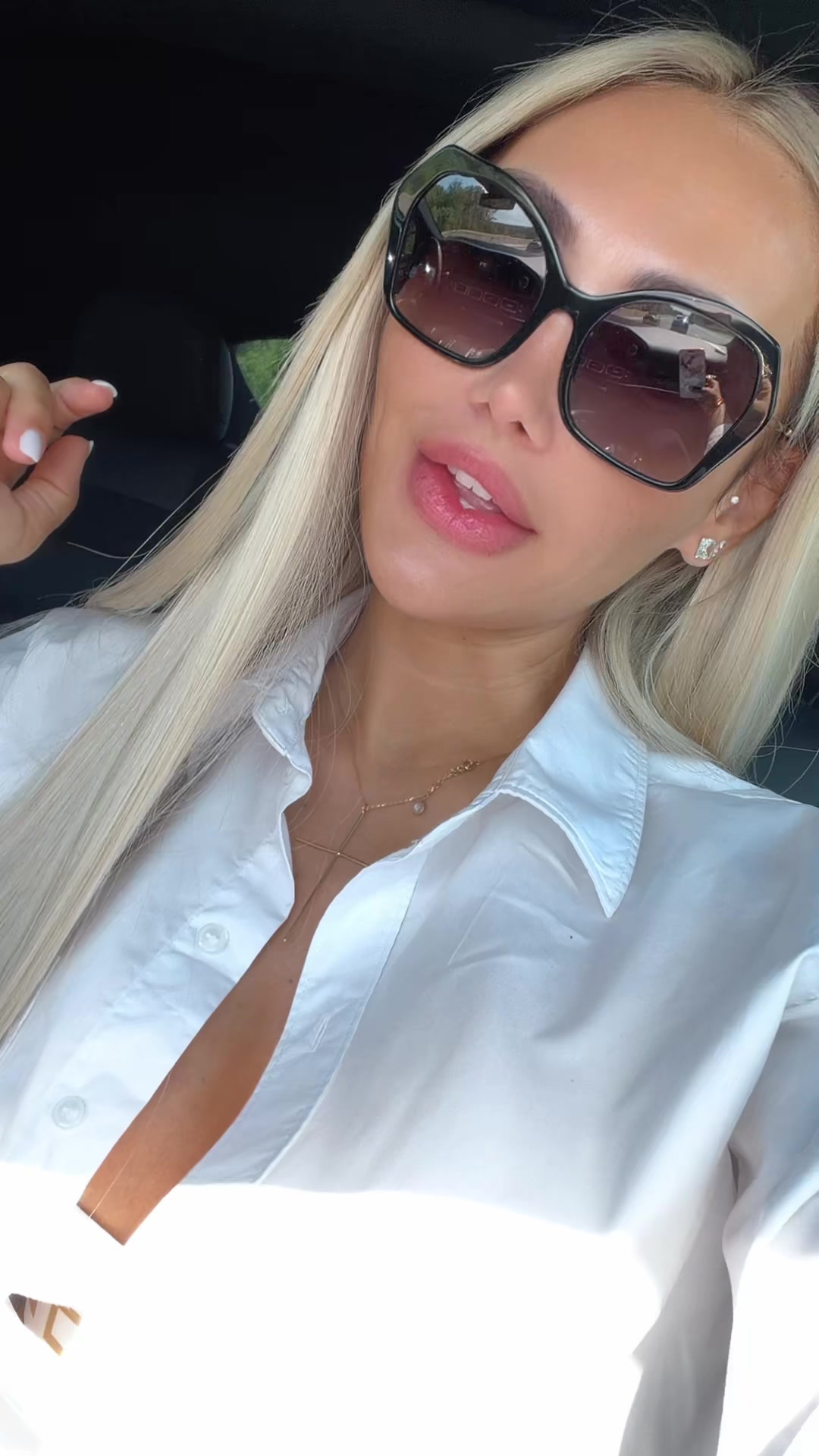 @G.Y