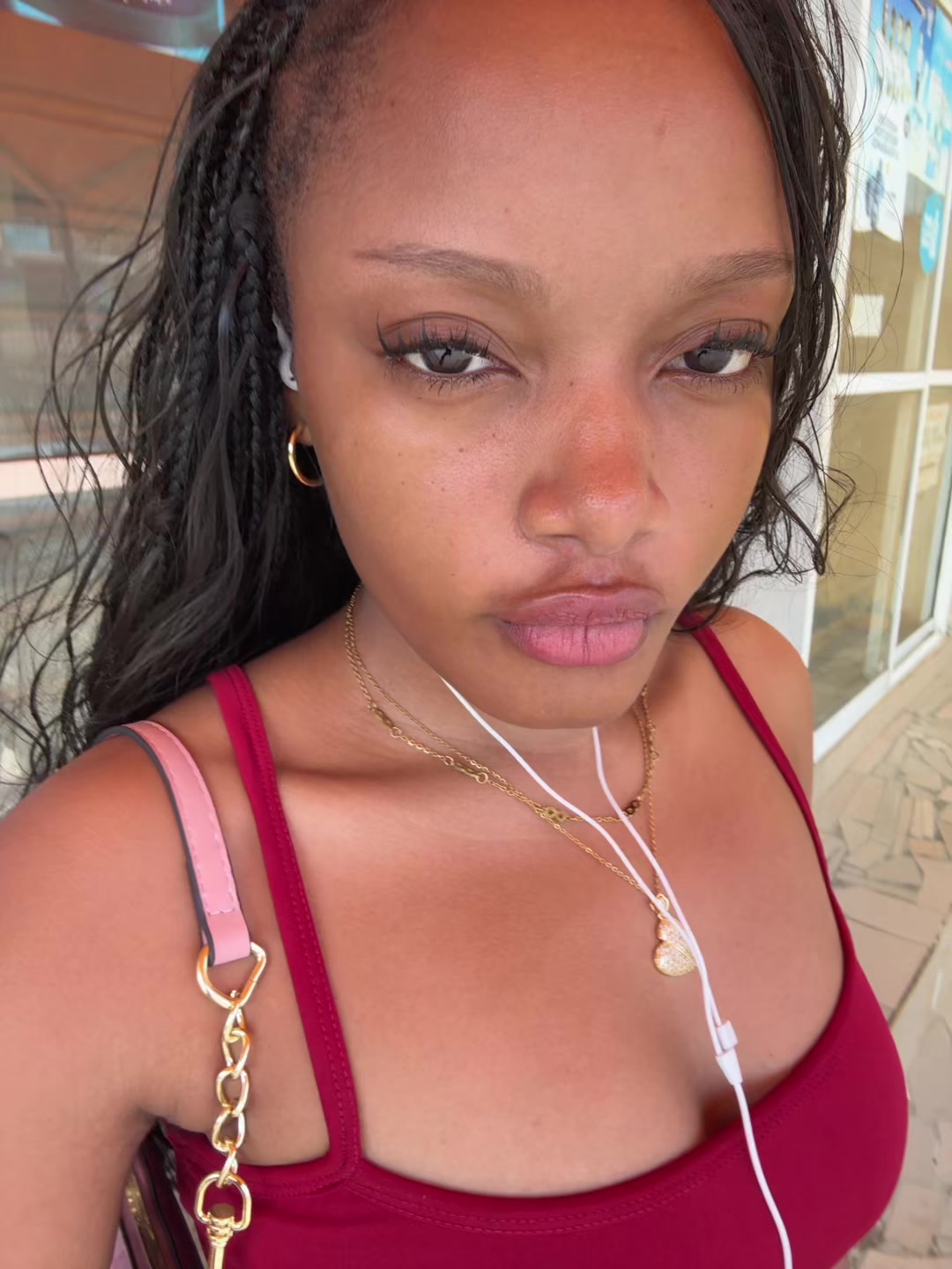 @tobechiokk